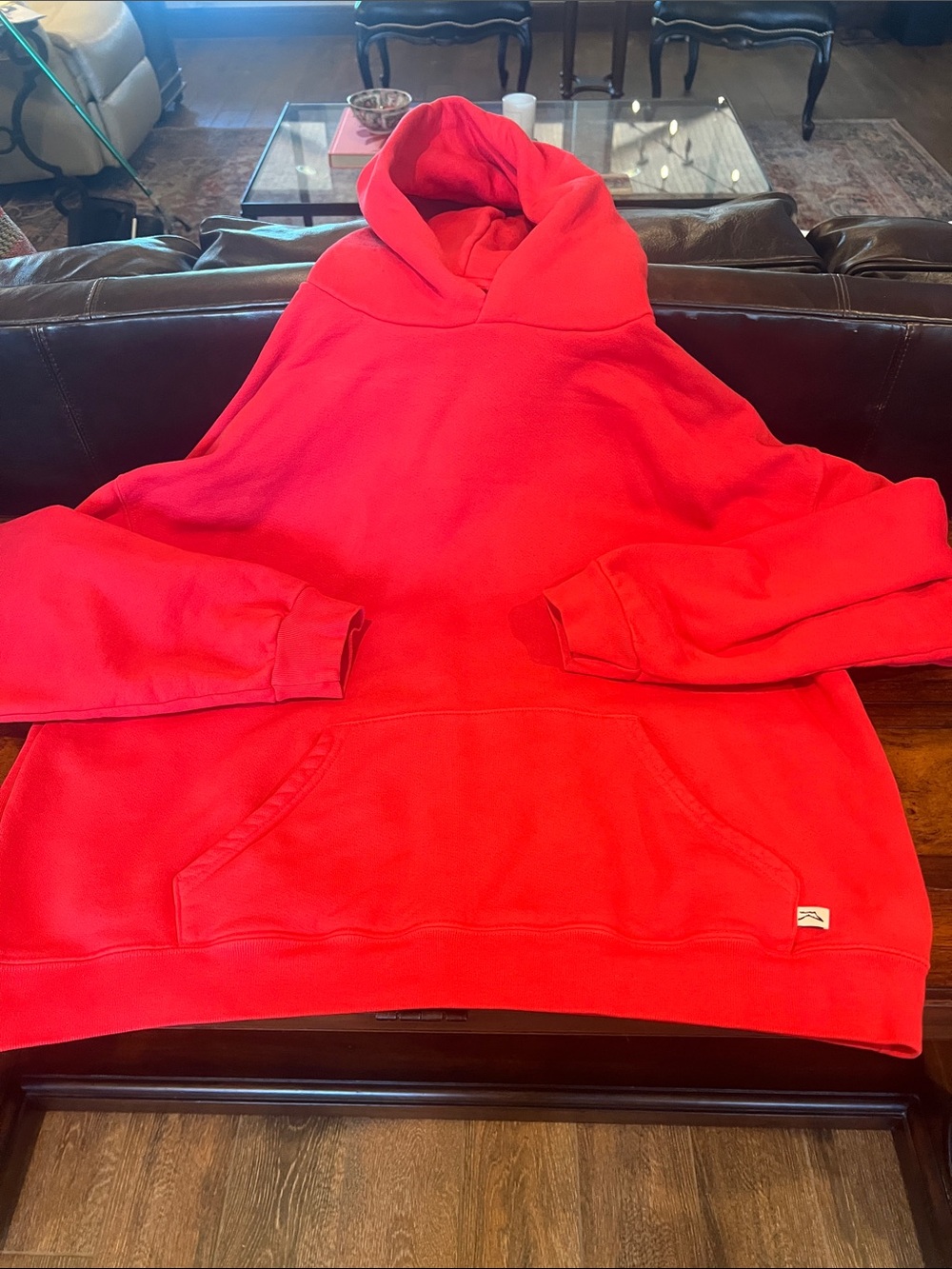 Akimbo Red Hoodie  XL